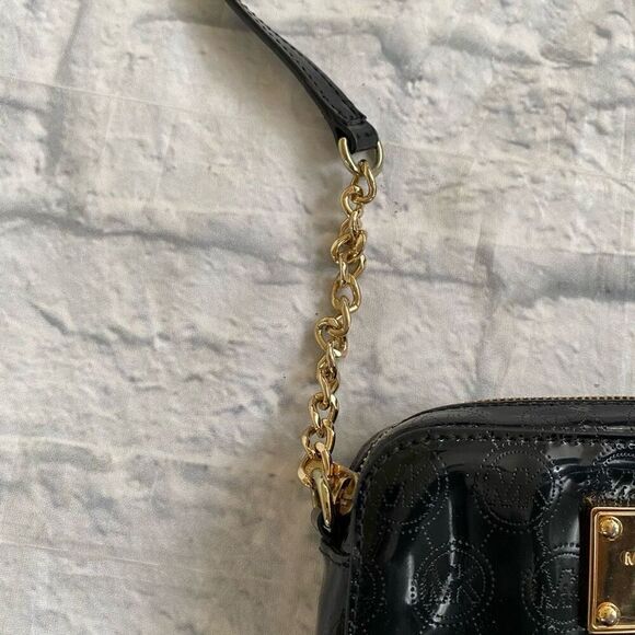 Michael Kors mini crossbody bag w/zipper closure black & gold 6”x4.5” - Picture 4 of 11